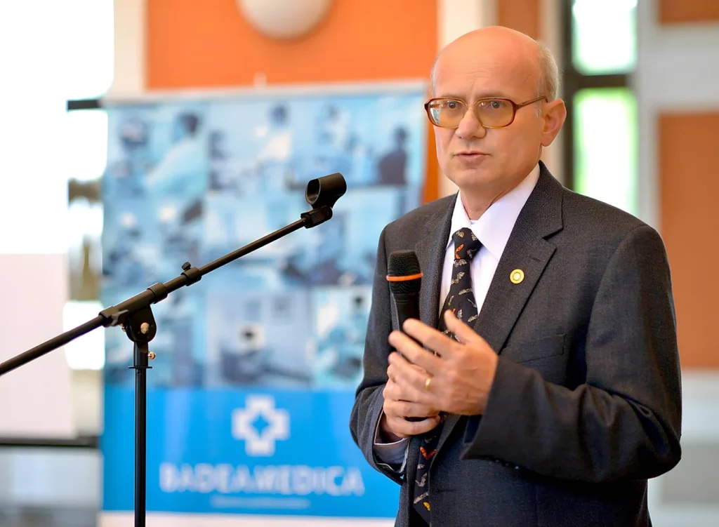 Poza de la conferinta de presa, Prof. Dr. Radu Badea